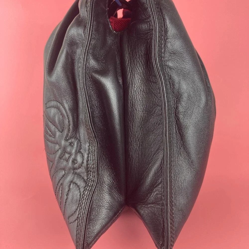 🚫SOLD🚫LOEWE BLACK LAMBSKIN EMBROIDERED LOGO HOBO BAG - Picture 5 of 11